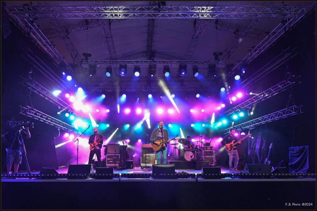 Endlich wieder Livemusik: Band Shiver erfreut Coldplay-Fans